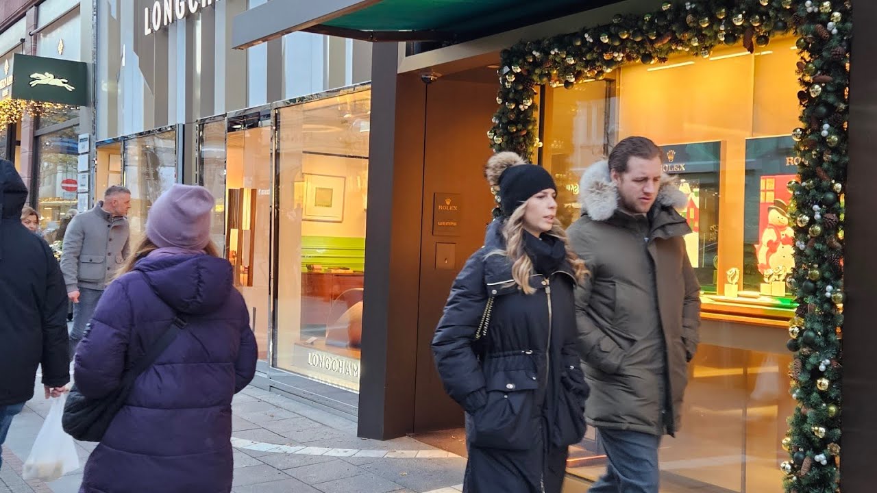 FRANKFURT/GERMANY/Walking tour of Goethestrasse/Luxury shopping street