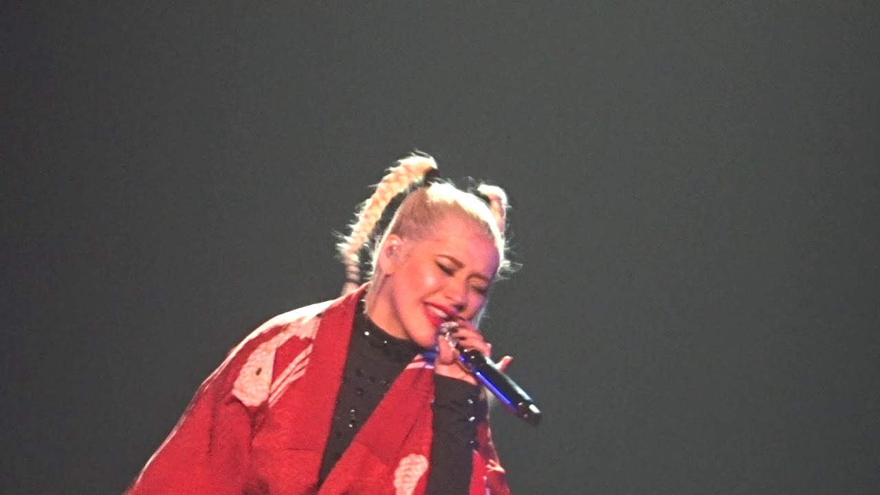 Christina Aguilera - The Xperience - Live in Las Vegas (Beautiful + Fighter + Let There Be Love)