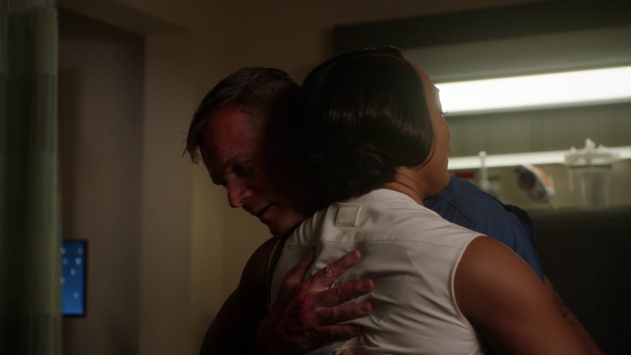 9-1-1 7x08 - Athena and Bobby at the hospital