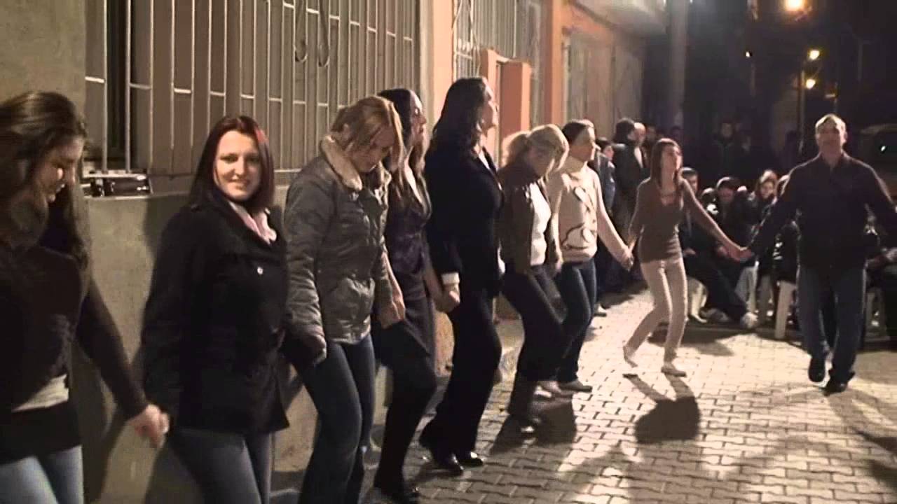 Ekrem ve Erşan - Davaj Me Mila Mamo, Davaj Me