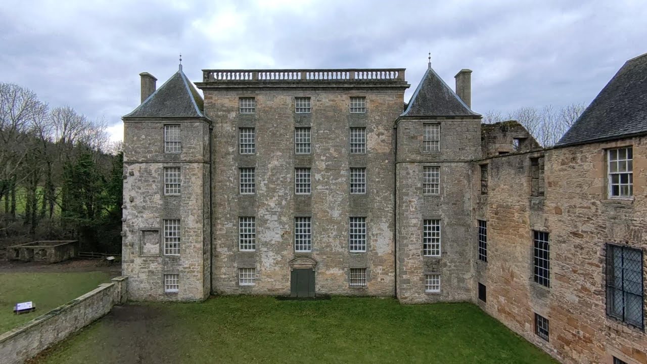 John Muir Way Stage 6 - Linlithgow Bridge to Blackness.  8.5 miles
