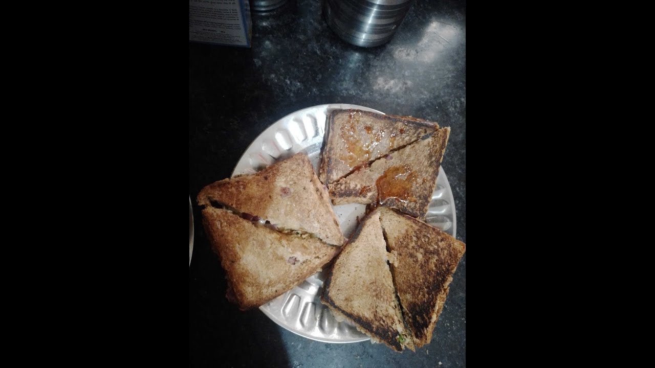 बगैर स्टैण्ड सैंडविच बनाना सीखे।Bina stand sandwich banana sikhe