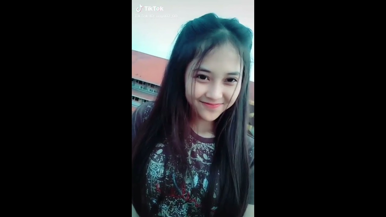 Tik tok cewek cewek manis bikin baper