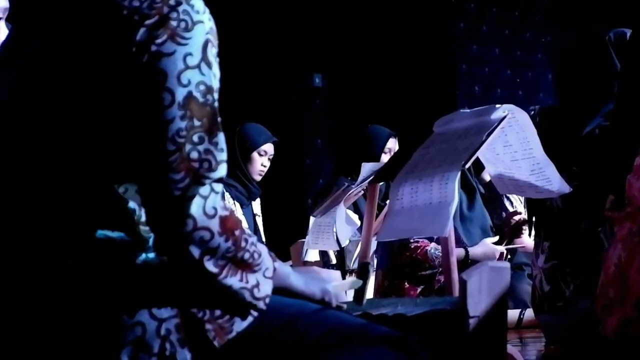 DOLANAN GAMELAN BESI RUWAT JAGAD PBSID 2017