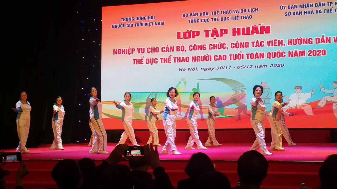 Bài Nhảy Chủ Nhật Tươi Hồng 2020