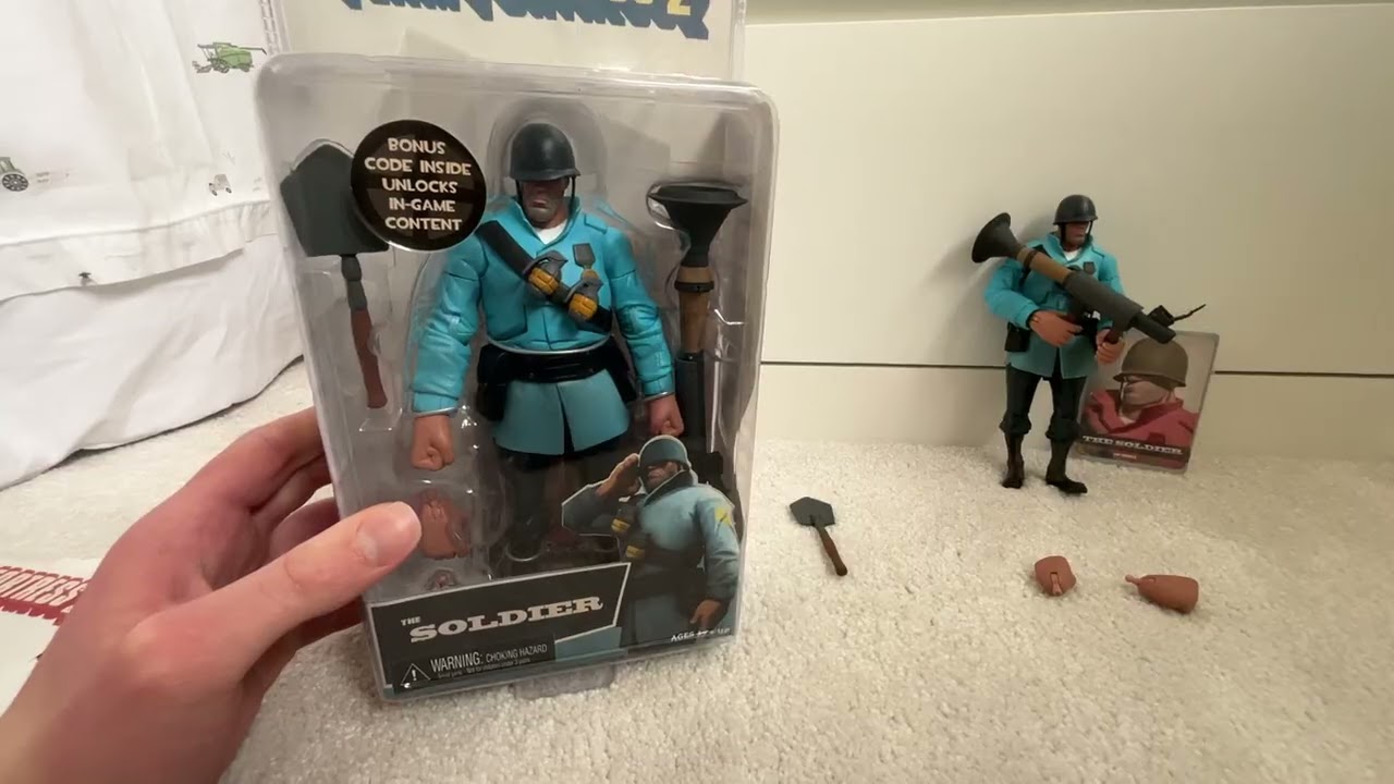 Team Fortress 2 (action figure) the blue soldier ￼