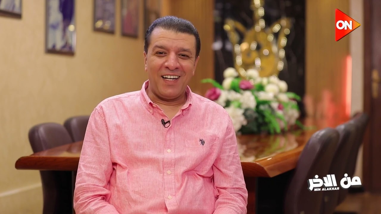 مليش نفس أكتب ... وأسمع حكاية أغنية حبيبي يا نور العين شوف إجابات مصطفى كامل في من الآخر😉