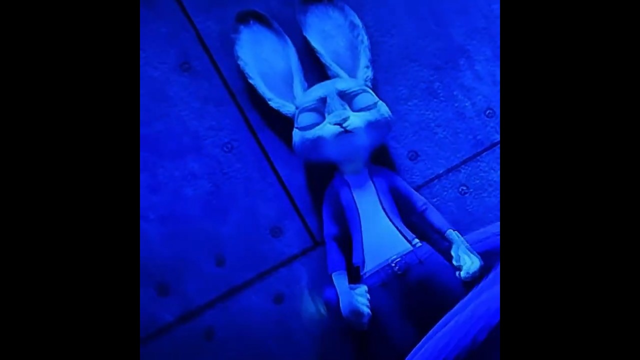 Nick saves Judy! 🦊💥 Watch the epic rescue from Zootopia!
