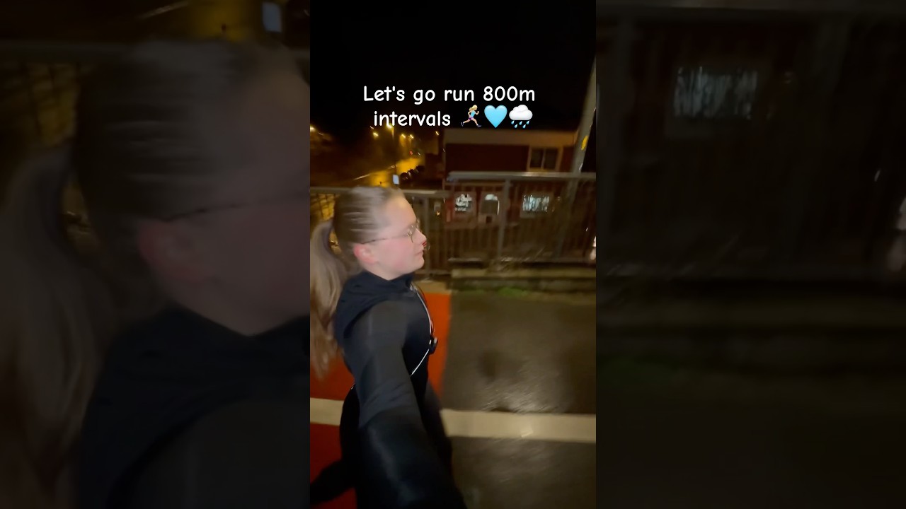 Let&rsquo;s run 800m intervals!! 🏃🏼&zwj;♀️&zwj;➡️⚡️#running #workout #marathon #training #trending #fyp #shorts