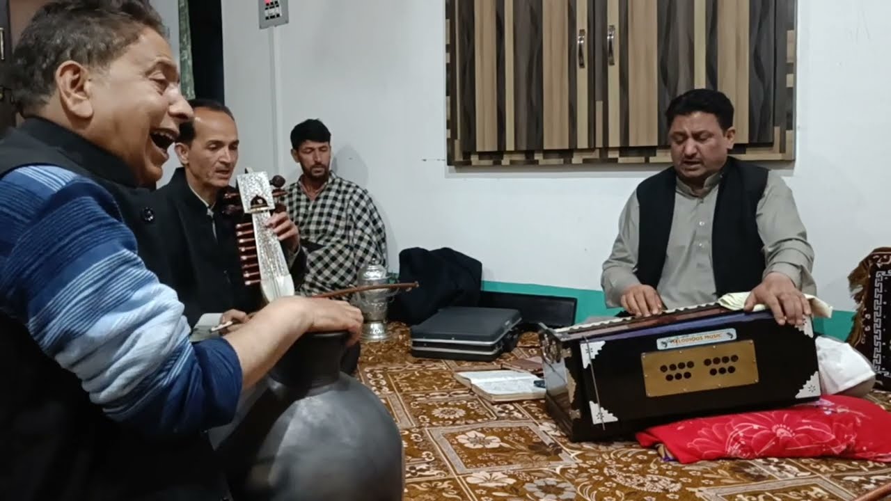 Losa naaw nas aim madanwaaran chas pyaran sou kr yeyeee||| Rahman Dar sob