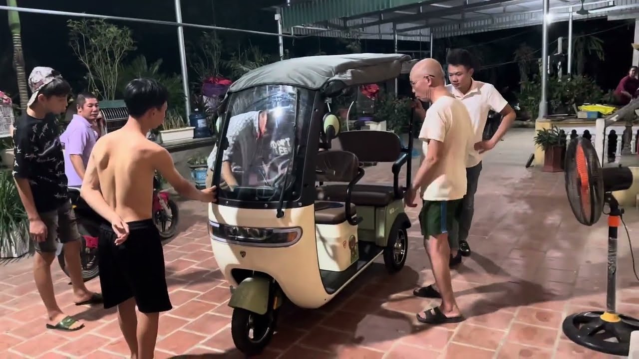 Chiếc xe 3 bánh điện Santong M2 xứng đáng mua nhất năm 2023