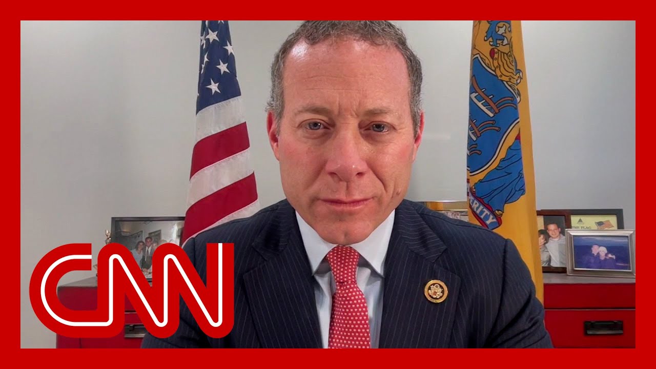 CNN's Kate Bolduan asks NJ lawmaker what officials have told him about mysterious drone sightings