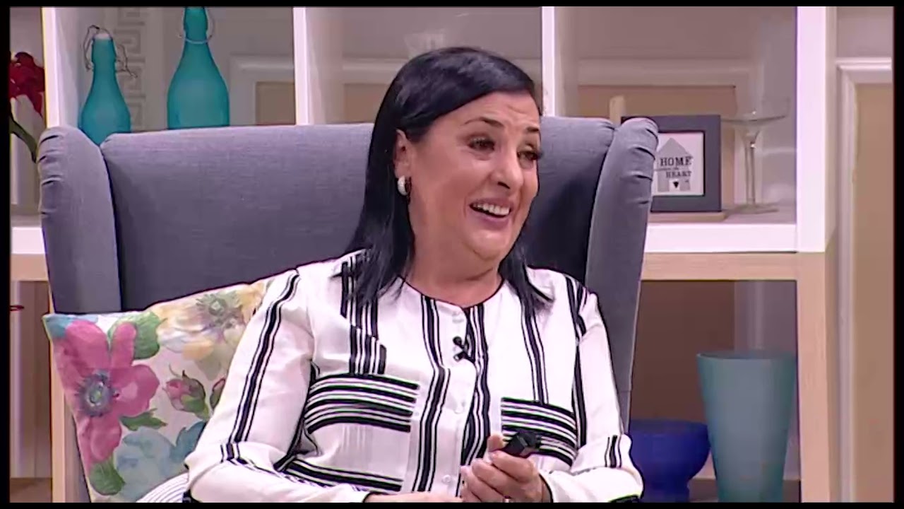 Amela Zukovic - Odustala sam od skole zbog pevanja