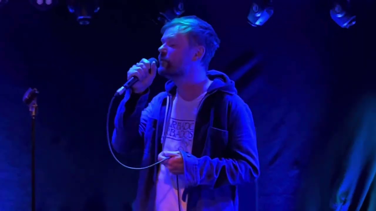 Waverley Steps - Almost Nothing (Roddy Woomble) - Esquires, Bedford - 27.04.24