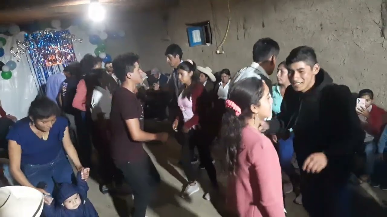BANDA TIPICA  ARMONÍA Y JUVENTUD DE HUAMBOS (HUAYNO)