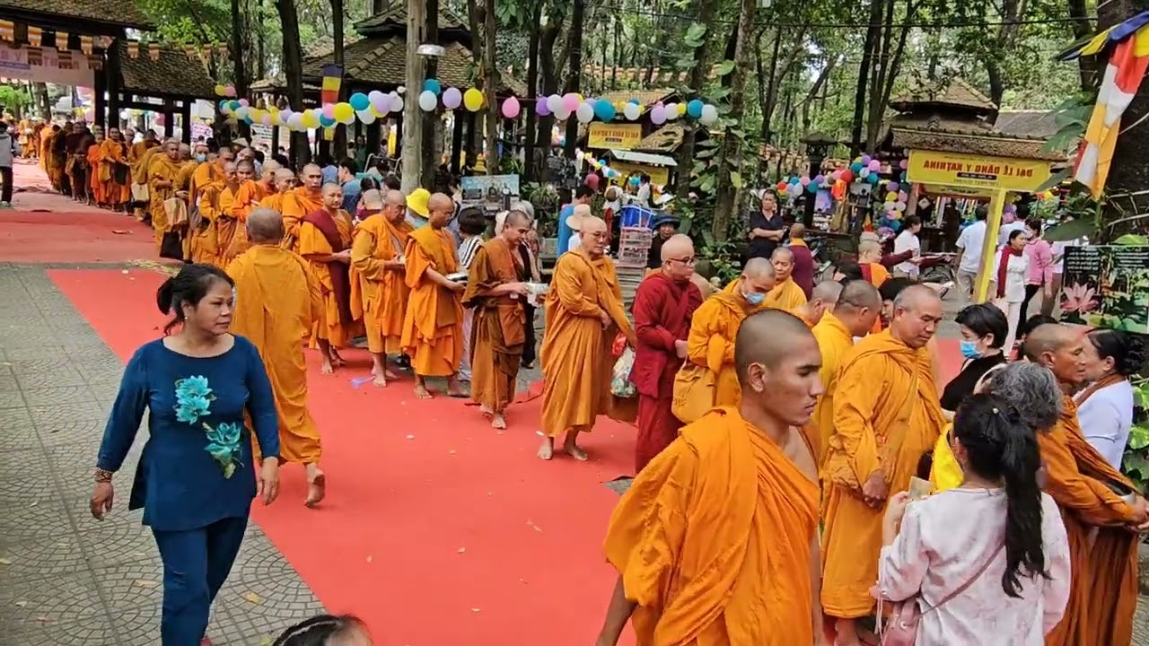 Thiền viện phước sơn chùa đồi lá giang