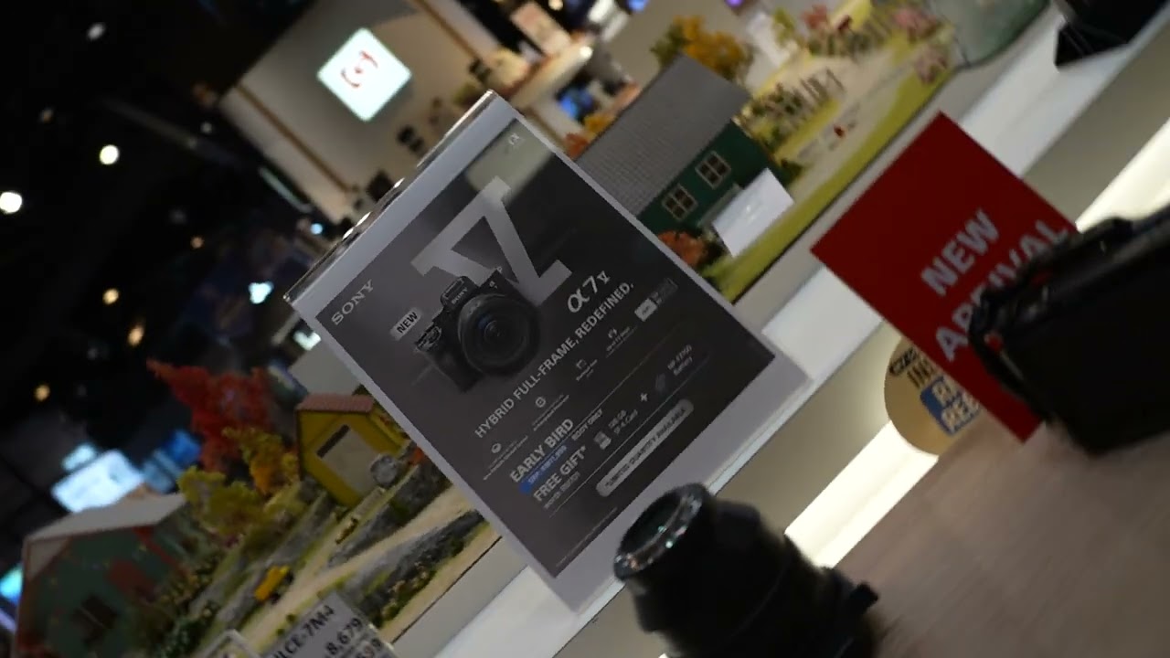 Testing Sony A7V & get free RAWs