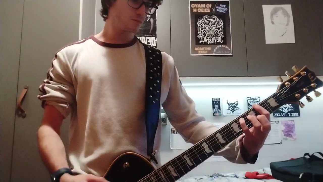 Cover Narcisista del grupo The Warning 