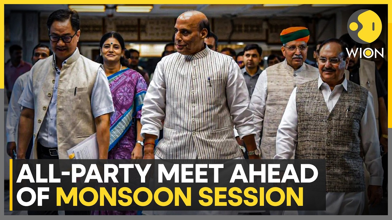 Parliament Monsoon Session Kicks Off with Opposition Protest Over Rebel TMC Invite | WION