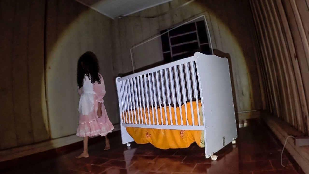 ESSA MENINA É CONTROLADA PELO DEMÔNIO!