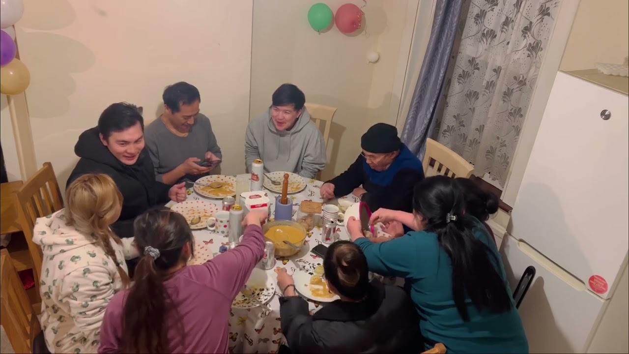 MoMo CHALLENGE ONE PLATE MOMO IN ONE MINUTE 🍴🍽️🍴