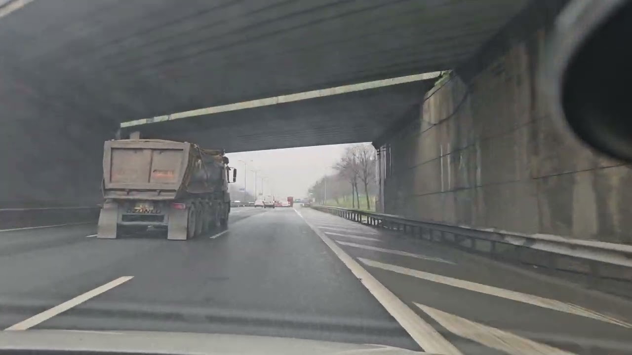  Çok şeritli yolda bağlantı nasıl yapalımOtogar (bayrampaşa)bağlantı yolundayız