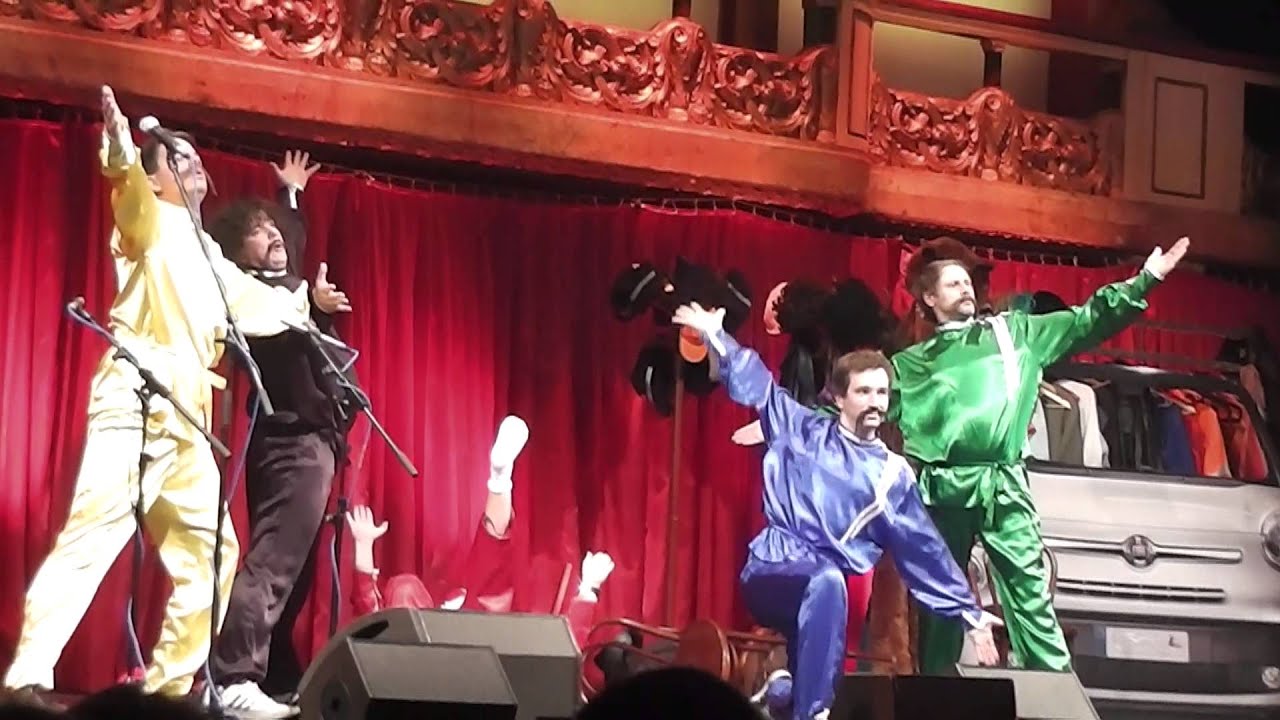 Partička [1080p HD] - Lucerna - Los Rotopedos-Moskau - 2.12.12 (19:30)