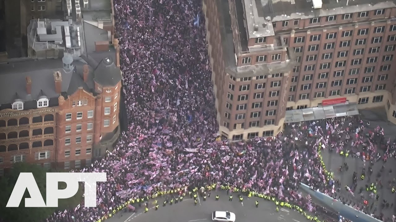 WATCH | London Streets Overrun by Anti-Immigration Protesters | APT