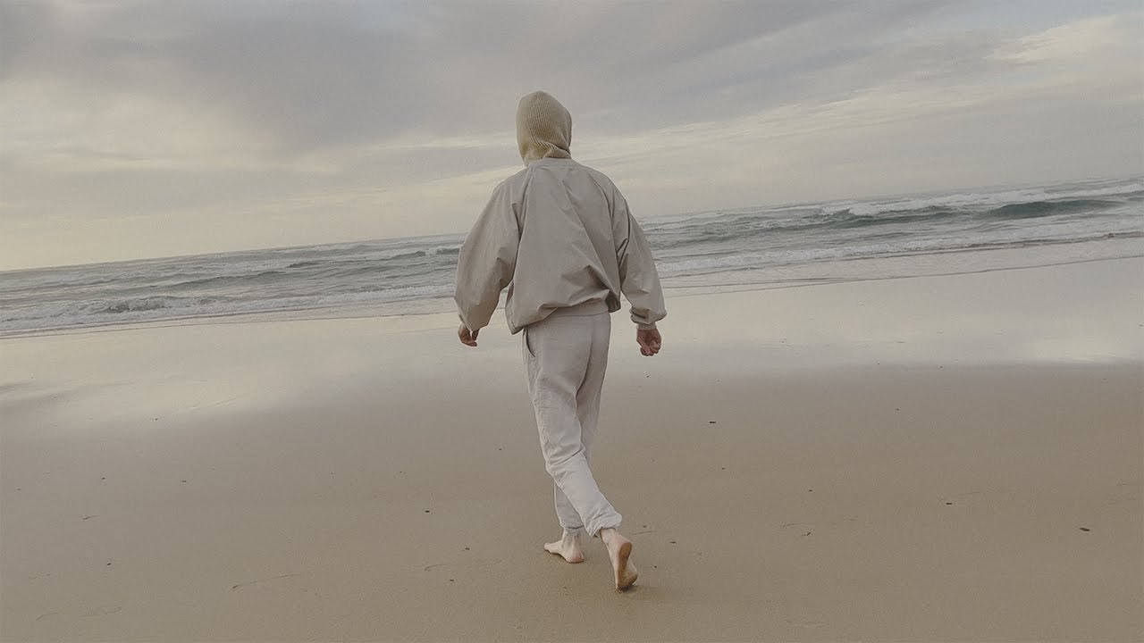 Robert Kretzschmar - Do Me A Favour (Official Video)