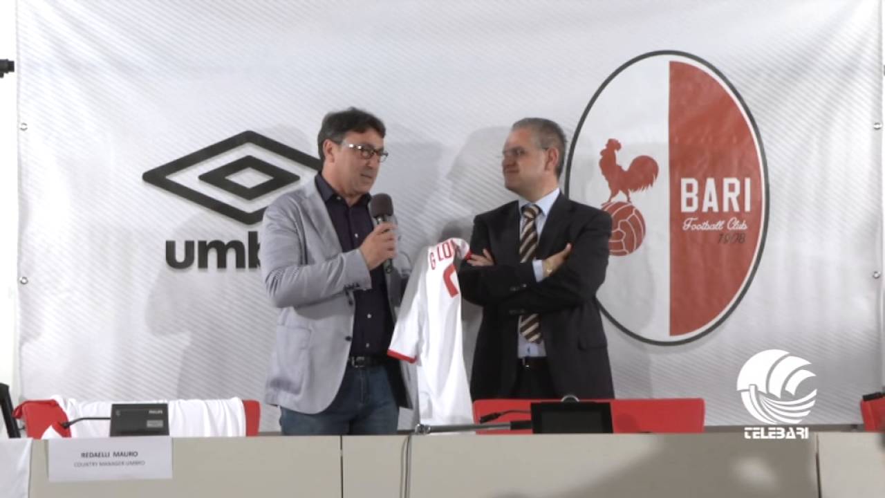 Presentazione maglie fc bari 1908