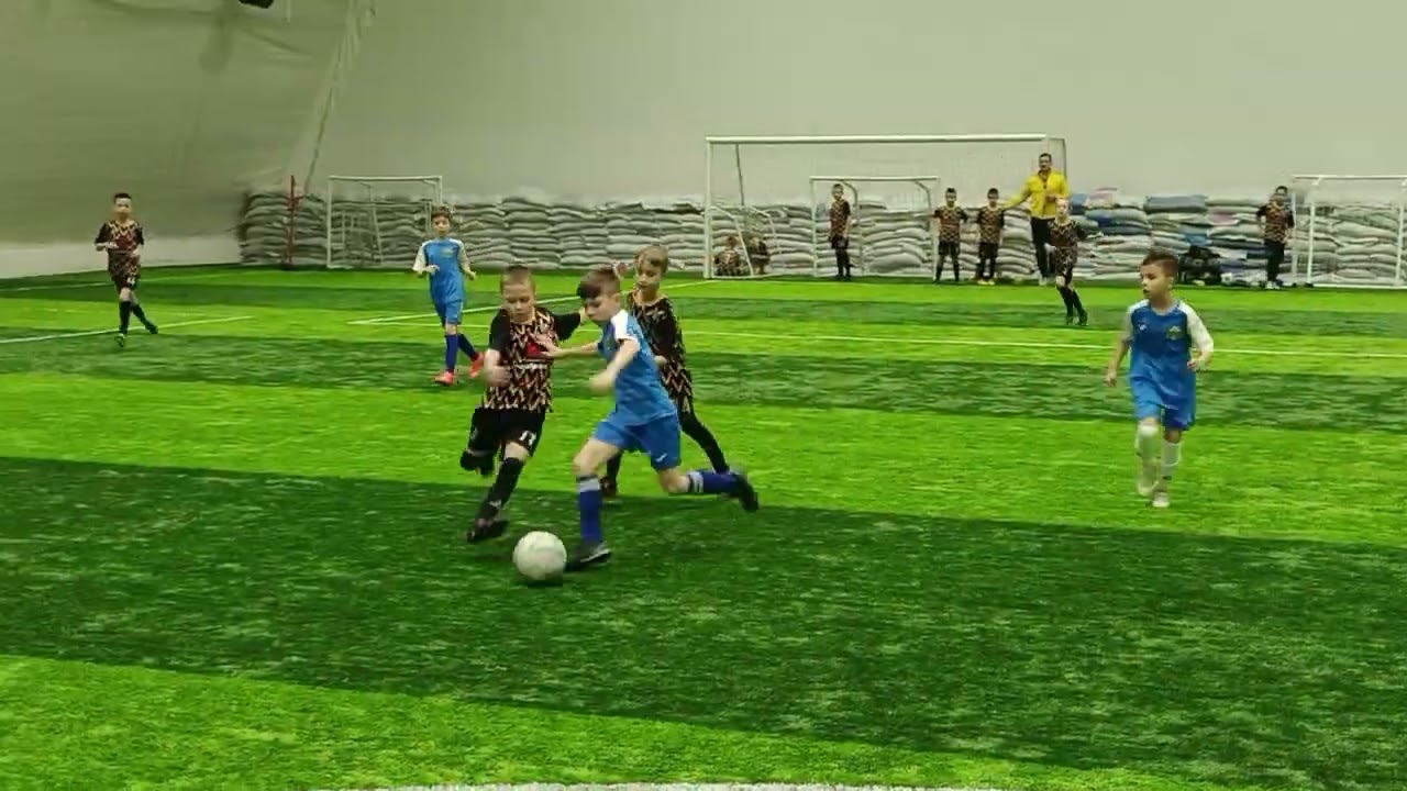 Кудесник мяча 2017 - Академия Карнаухова чёрные 2017 (5:1) 07.02.2026г.