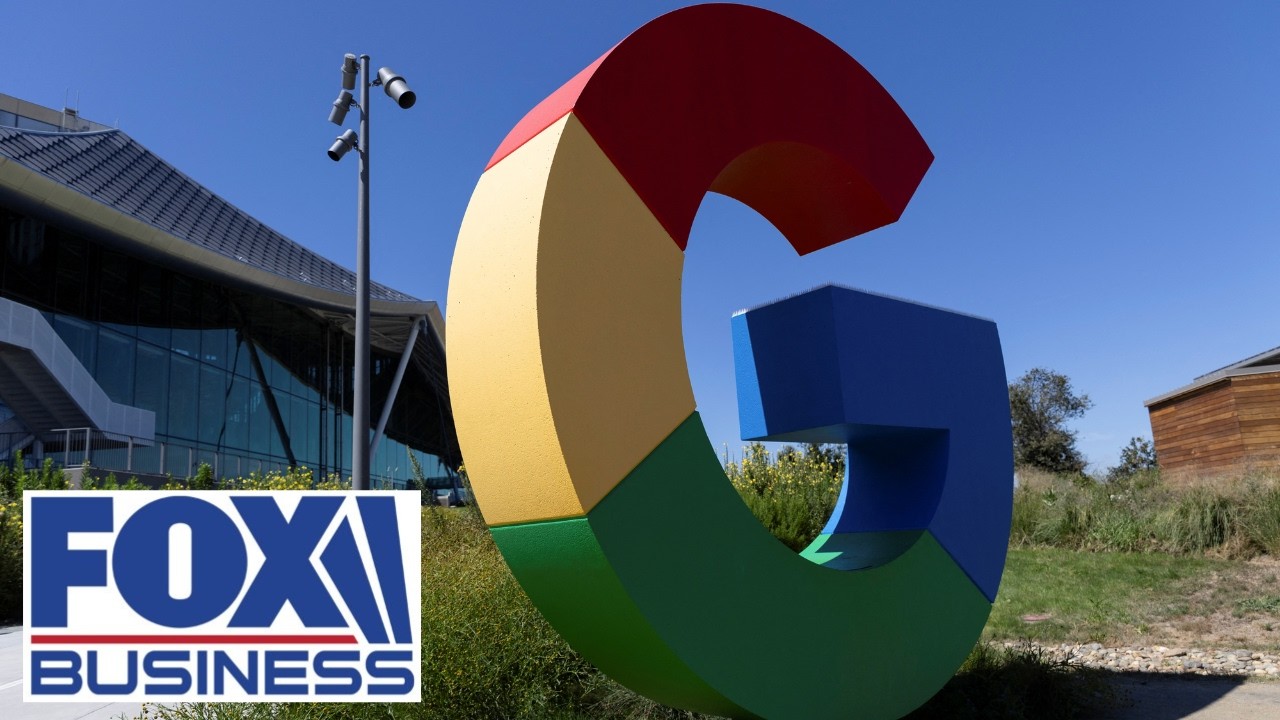 Google stock a ‘long-term play’ ahead of earnings report, economist says