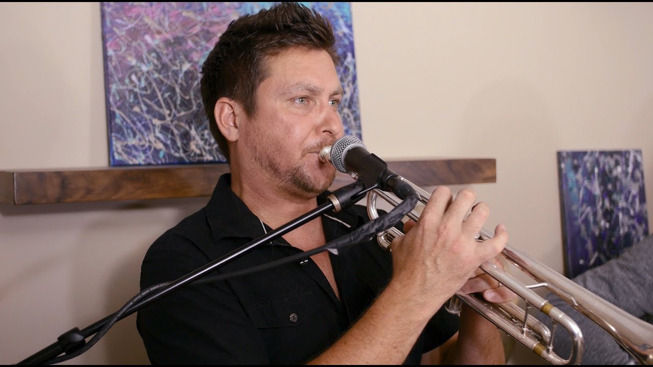 &ldquo;Handclap&ldquo; - Fitz and The Tantrums (Couch Cover feat. Brena)