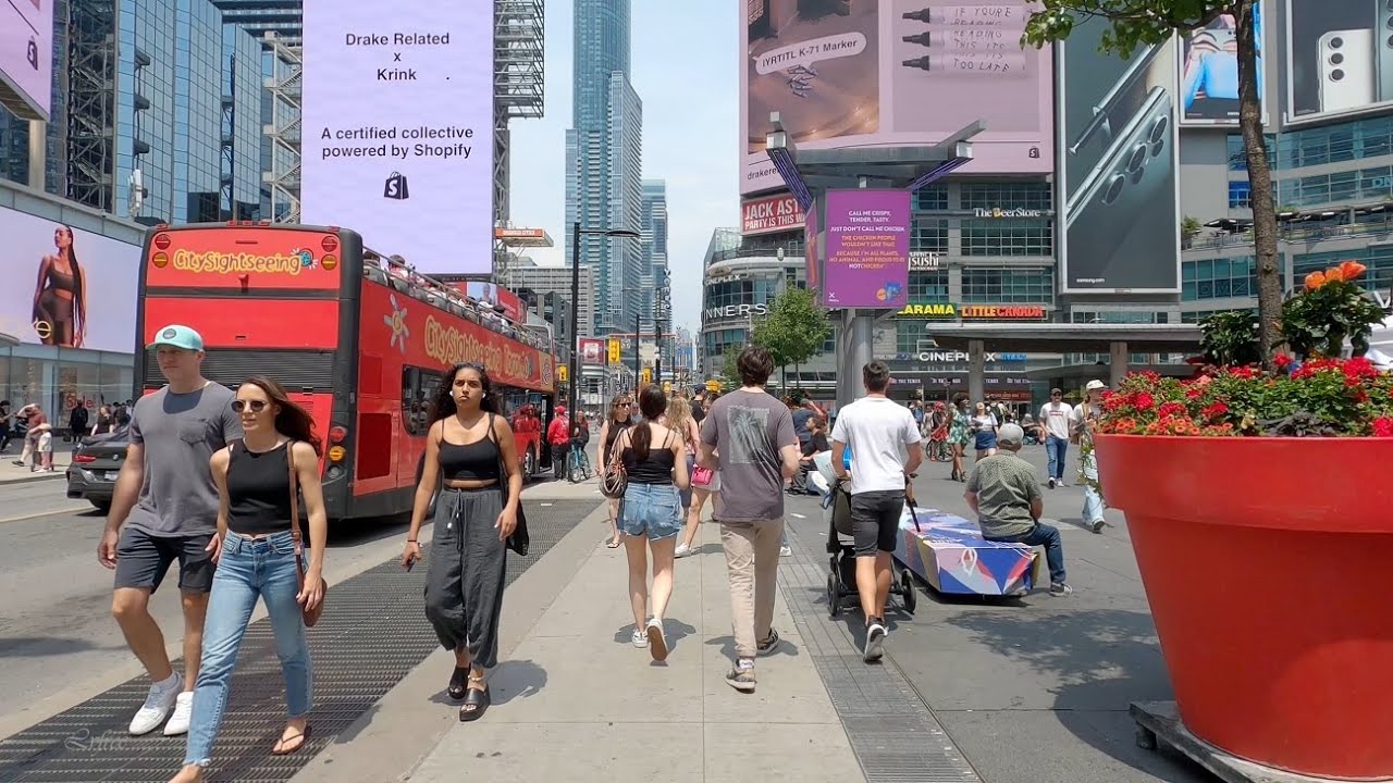 TORONTO Downtown Summer Long Weekend Life in Downtown 4K🇨🇦 CANADA Travel