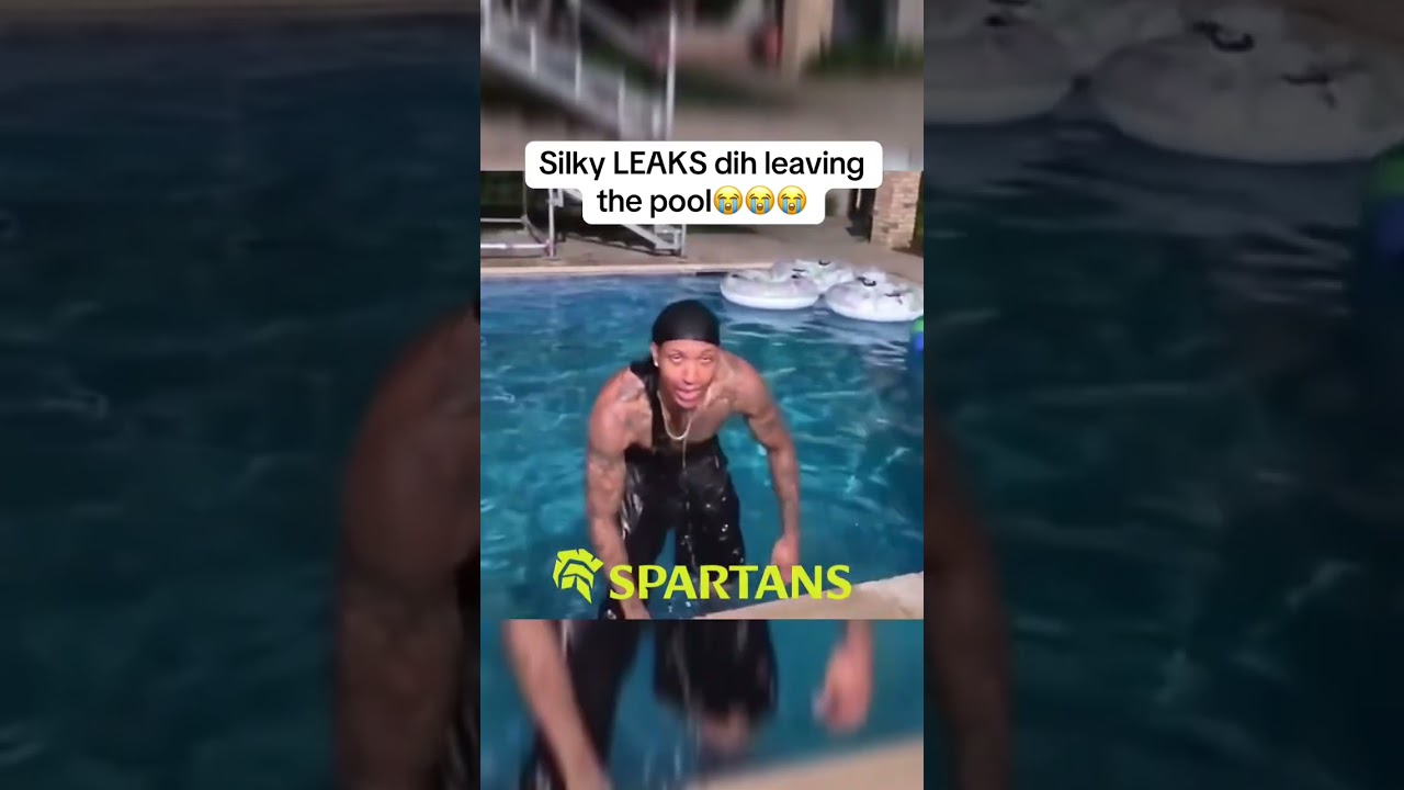 Силки сливает свою задницу в прямом эфире😭 #twitchclips #funny #faze