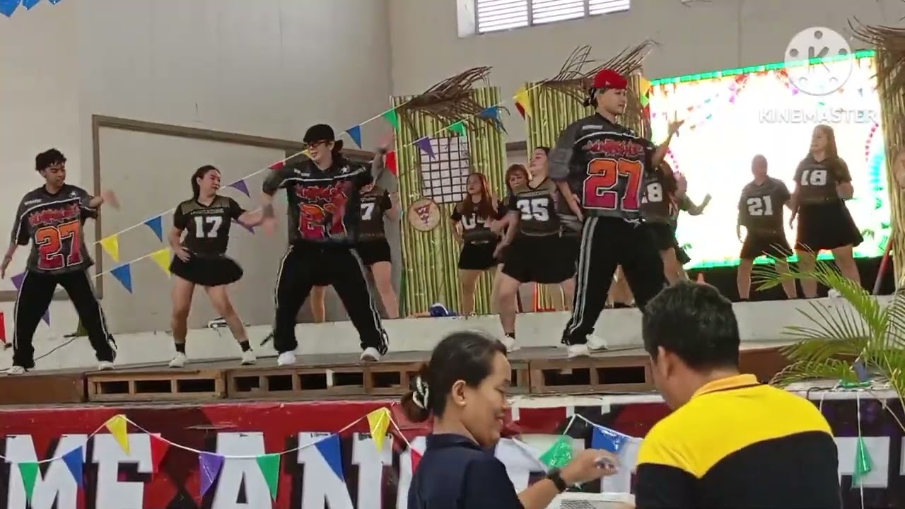 Azl family zumba dance workout morning routine nag event in Holy angel university with visitor 