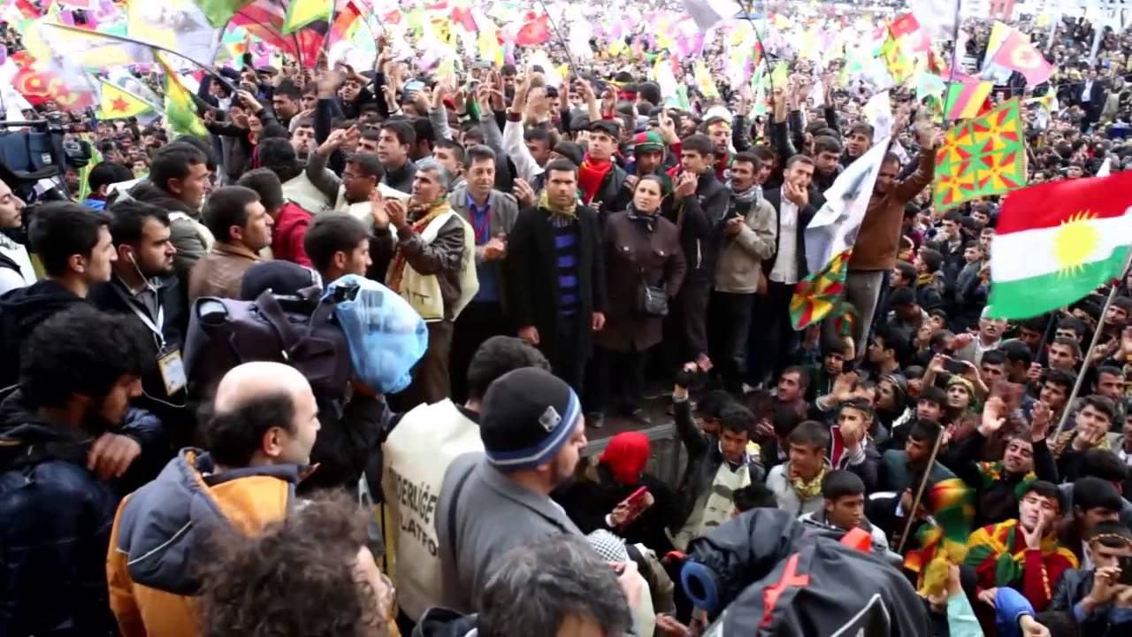 Diyarbakır'da tarihi Newroz Kutlamaları