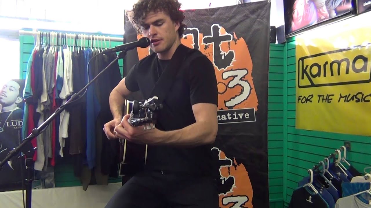 Up Close with Vance Joy: 