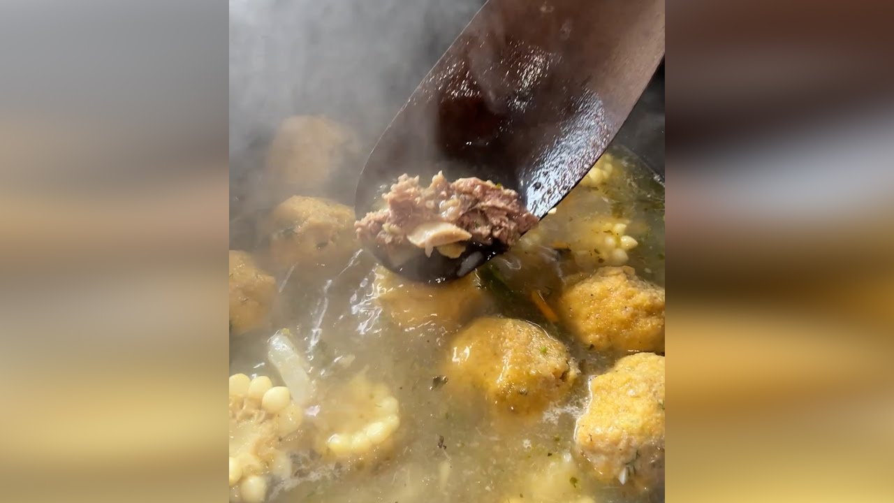 Caldo de bolas