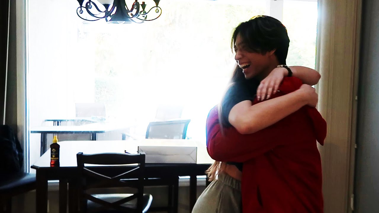 Surprising My BestFriend !!