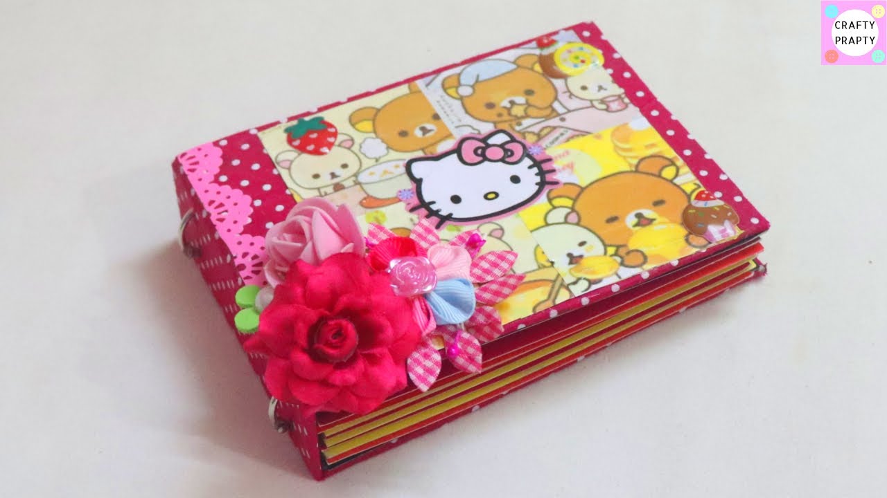 DIY Hello kitty Scrapbook/ How to make Photo Album /Scrapbook Tutorial / DIY Photo Album/MEMORY BOOK