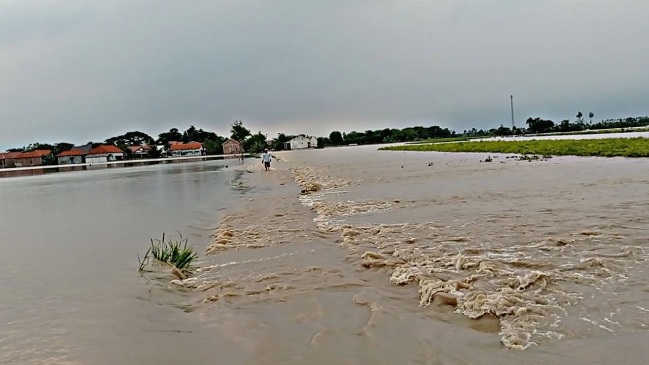 detik-detik banjir desa sisalam-Sidamulya Brebes 2022