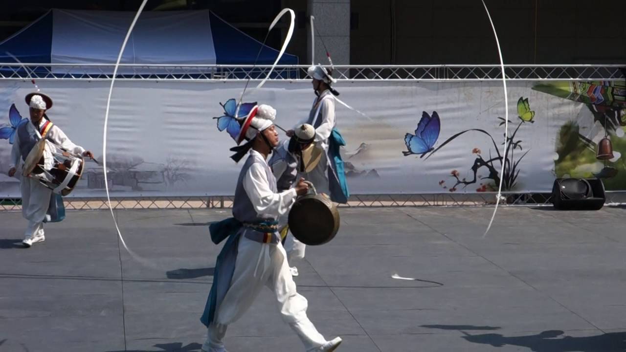 천안시립흥타령풍물단 오종택 12발 상모놀이 Cheonan city Traditional Art Theatre 天安市立 風物團