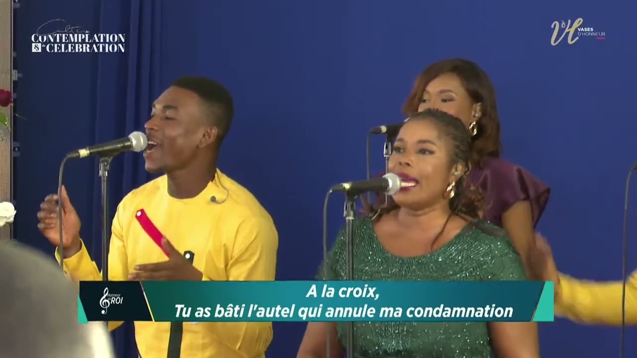 L'AUTEL DE TA GRACE - VASES D'HONNEUR CHOIR