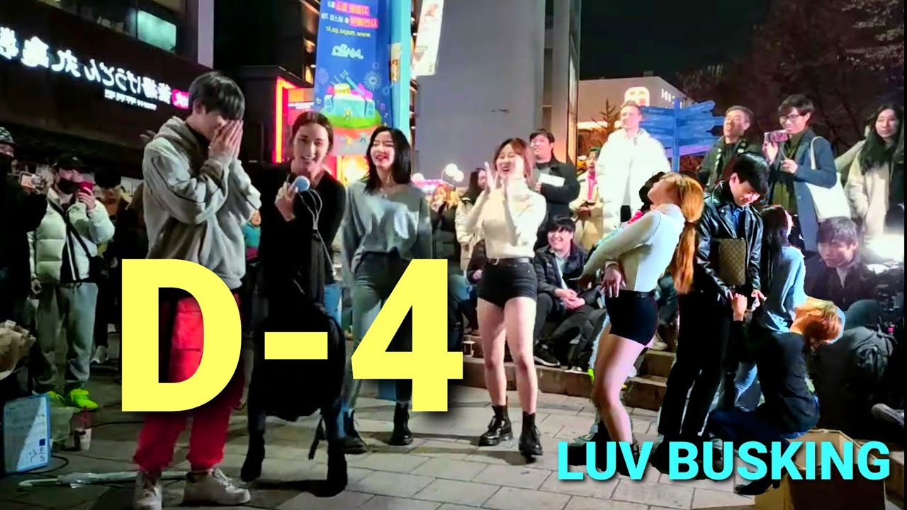 CLOCK, STREET ENTERTAINER. UNFORGETTABLE HILARIOUS IMPROMPTU BUSKING WITH ONLOOKERS. HONGDAE STREET.