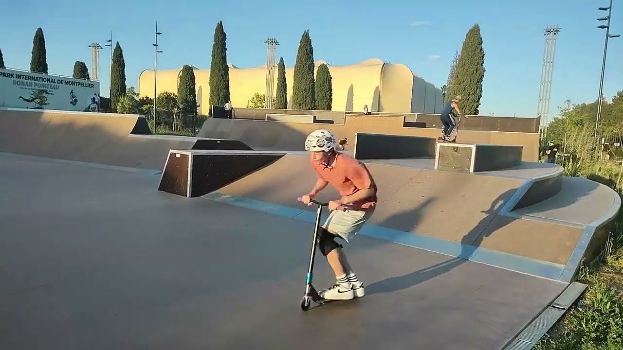 El SKATEPARK Más grande de Montpellier Francia