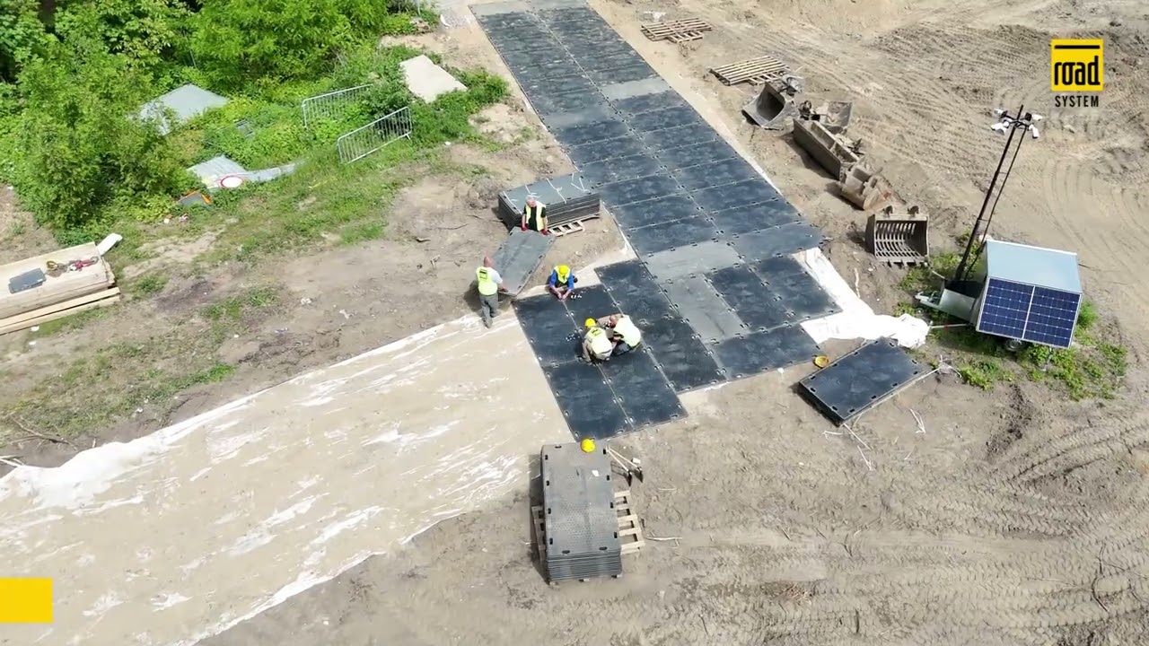 ROAD SYSTEM 400 road plates - temporary road for housing estate construction
