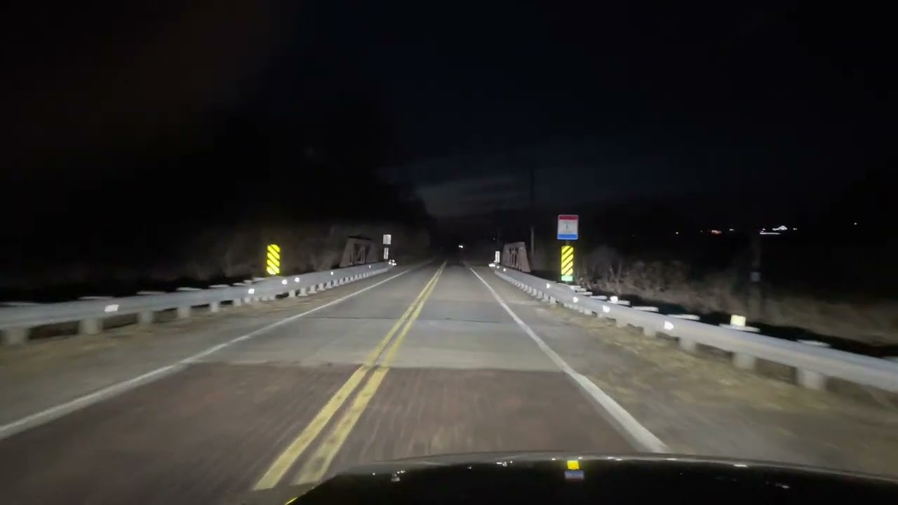 Volvo auto highbeam bright demonstration (WITH DEER!)