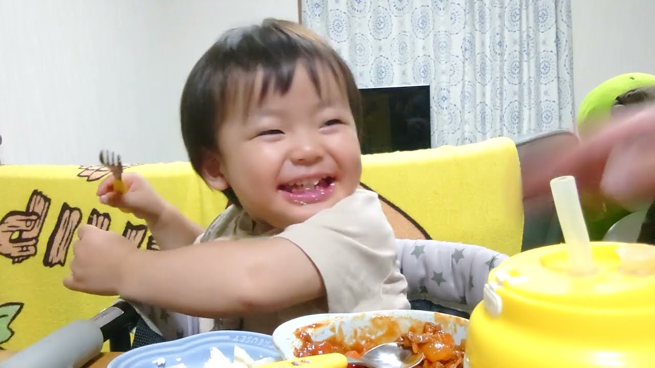 Рис хаяши, приготовленный папой после того, как он забрал детский сад! 🍛 ♥ 👶Рис хаяши, приготовле...