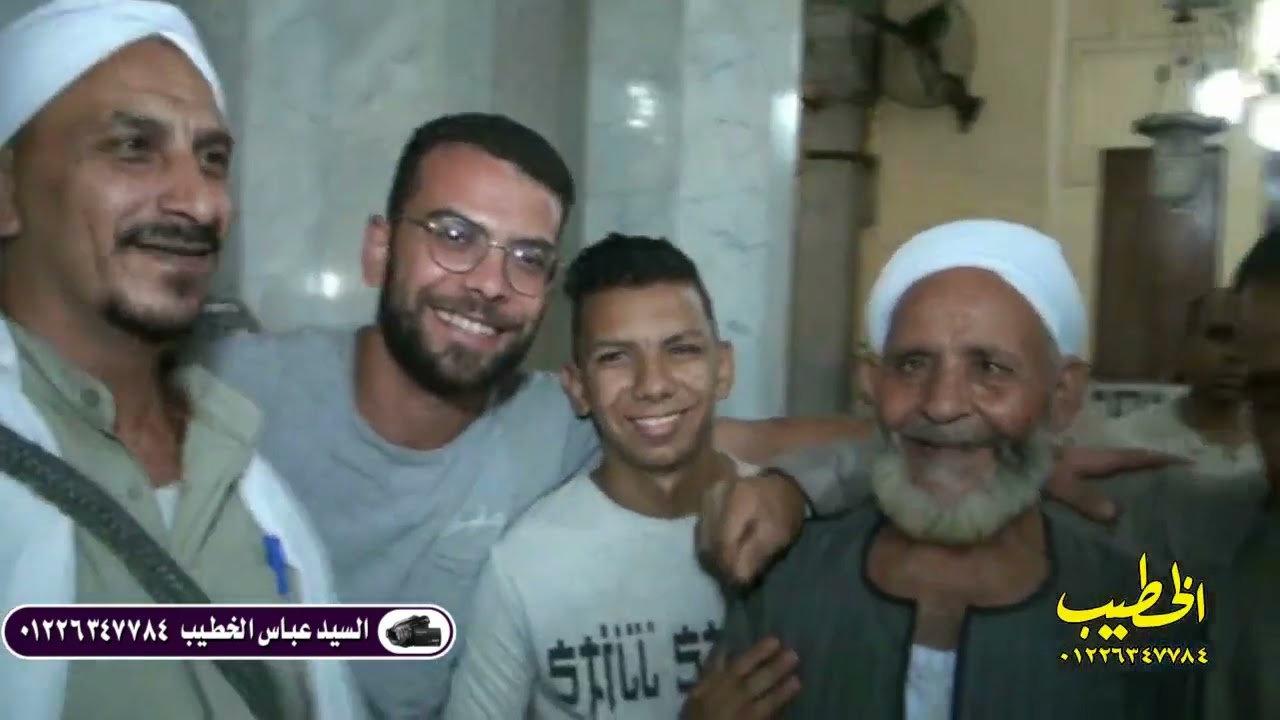 من داخل مقام سيدى على زين العابدين بالقاهر شاهد بنفسك وصلة المديح فى السيدة زينب تصوير م/معتصم الخطي